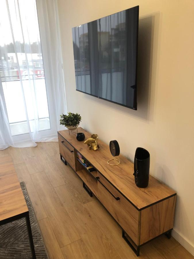 Apartament Pileckiego Nowy Dwor Mazowiecki Modlin Airport Eksteriør bilde