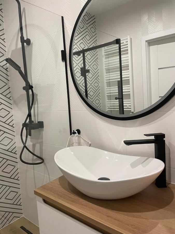 Apartament Pileckiego Nowy Dwor Mazowiecki Modlin Airport Eksteriør bilde