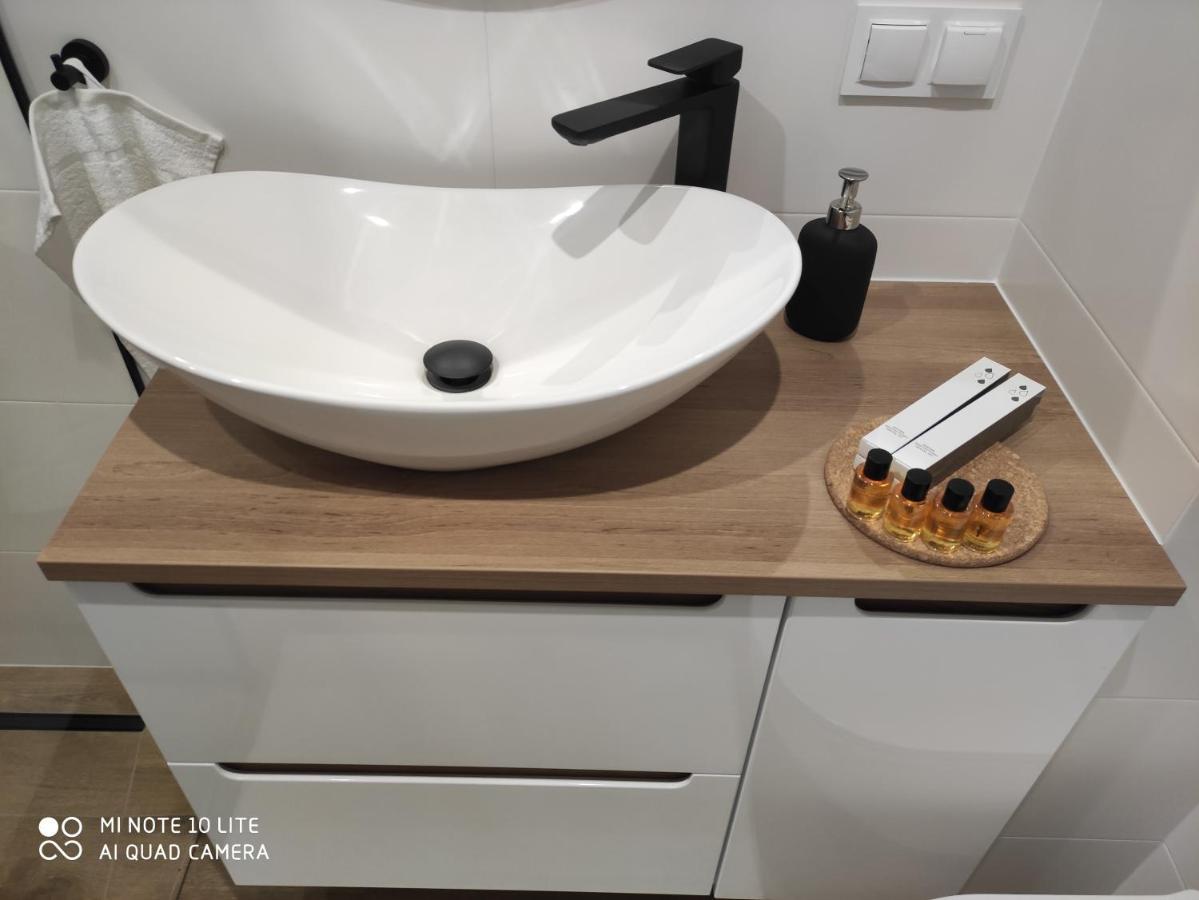 Apartament Pileckiego Nowy Dwor Mazowiecki Modlin Airport Eksteriør bilde